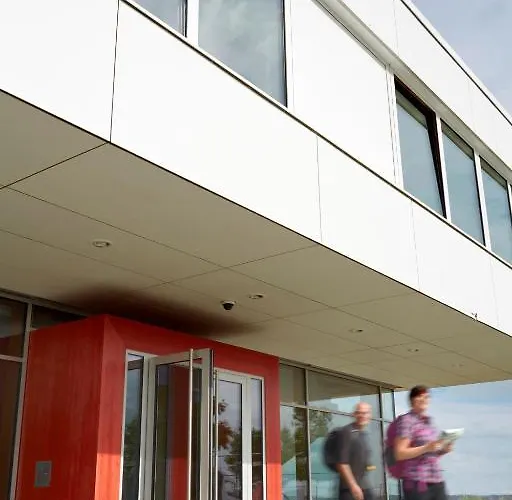 بيت شباب Youth بوفورت