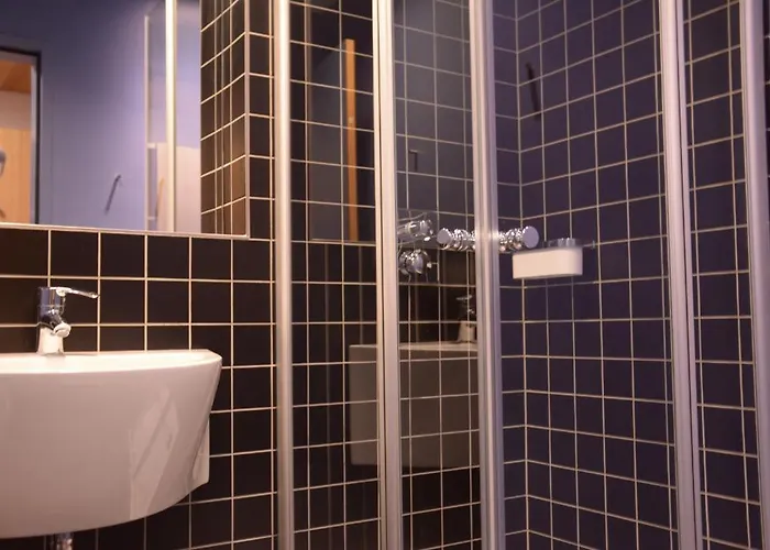 Youth بيت شباب