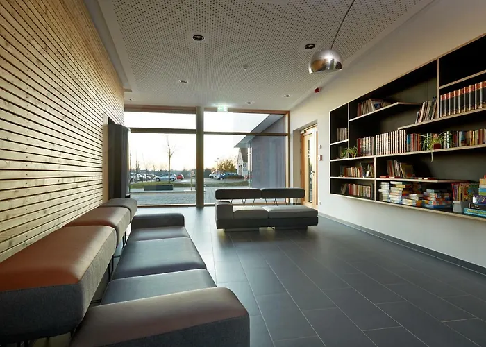 Youth بيت شباب *